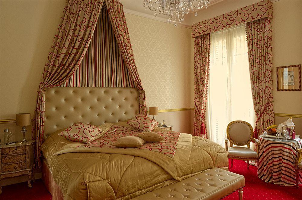 Hotel Claridge Париж Екстер'єр фото